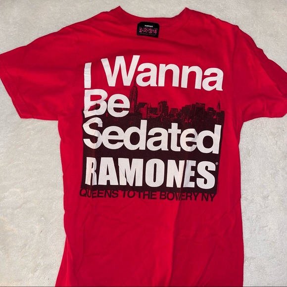 BUNDLE OF 3: Unisex Band Tees from Hot Topic - Picture 2 of 4